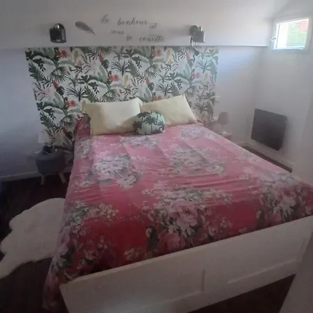 Apartament Petit Bien Val-de-Livenne